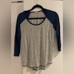 Wilfred free Top